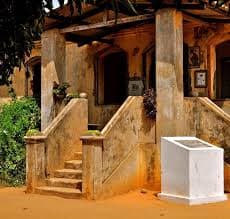 Maison des Esclaves (Woold Home)
